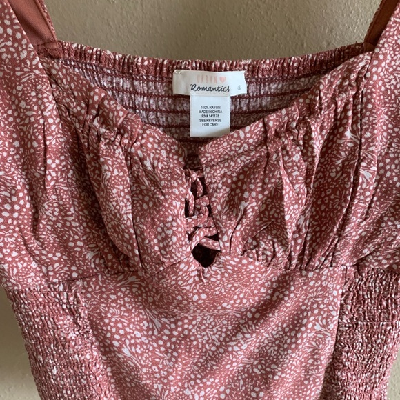 Crop Top - Picture 3 of 4